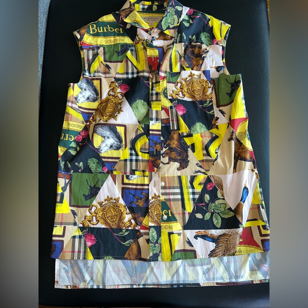 Burberry Sleeveless Graffiti print vintage check shirt
